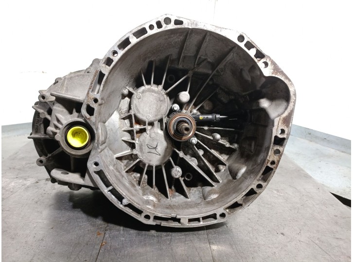Recambio de caja cambios para renault master iii furgon ma / fm9t / myb23061a3t0 2.3 diesel referencia OEM IAM PF6054 320101044R