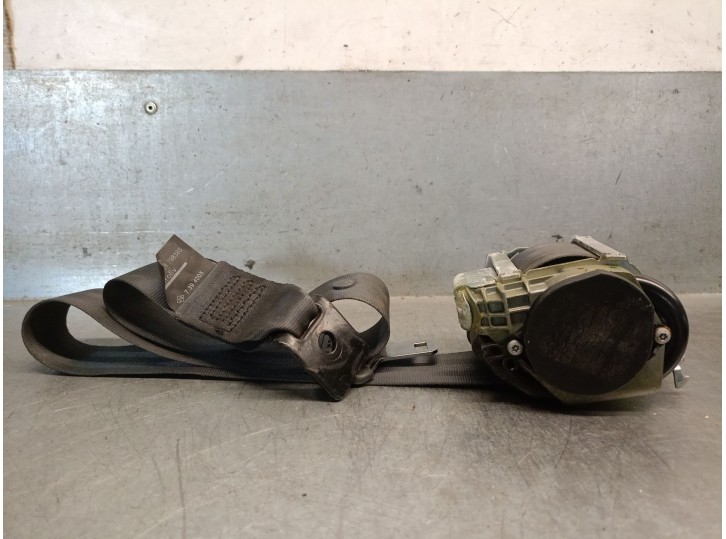 Recambio de cinturon seguridad trasero izquierdo para renault megane ii coupé-cabriolet (em0/1_) 2.0 dci referencia OEM IAM 8200