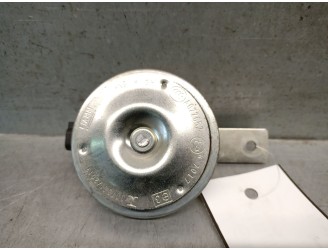 Recambio de claxon para jaguar xe (x760) 2.0 d referencia OEM IAM BJ3213832BB T2H1324 