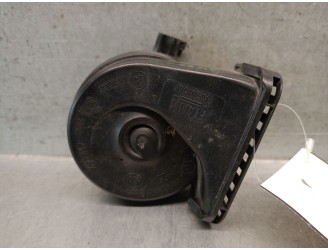 Recambio de claxon para jaguar xe (x760) 2.0 d referencia OEM IAM GX7313802AB T2H36398 