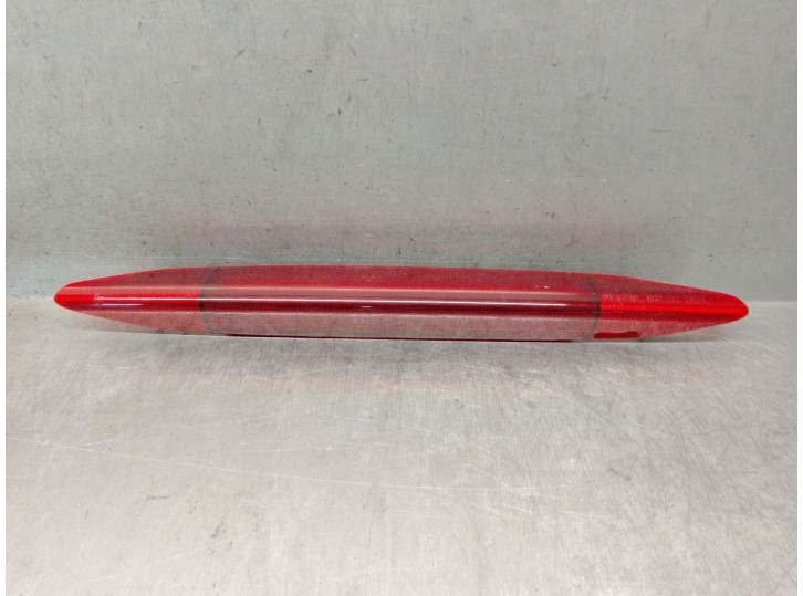 Recambio de luz central de freno para subaru outback (br) 2.0 d awd (brd) referencia OEM IAM VC02117 84701AJ040 