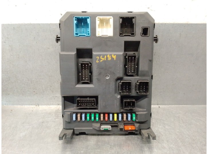 Recambio de caja reles / fusibles para peugeot 207/207+ (wa_, wc_) 1.4 referencia OEM IAM 9666951980 11255802
