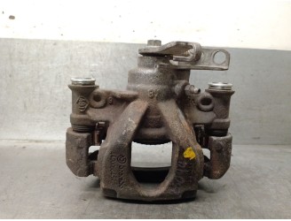 Recambio de pinza freno trasera izquierda para renault master iii furgon ma / fm9t / myb23061a3t0 2.3 diesel referencia OEM IAM 