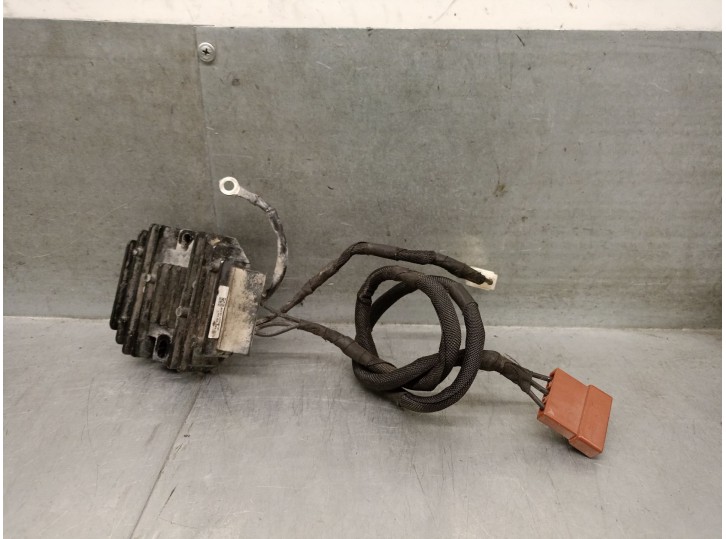 Recambio de modulo electronico para ktm duke 125 duke abs referencia OEM IAM JU402001 93011034000 
