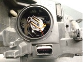 Recambio de faro izquierdo para renault megane iii hatchback (bz0/1_, b3_) 1.2 tce (bz2b, bz11) referencia OEM IAM 260601781R 26