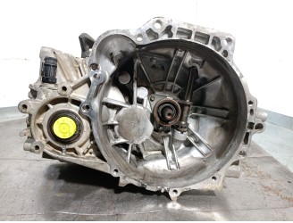 Recambio de caja cambios para kia sportage ii (je_, km_) 2.0 i 16v referencia OEM IAM C8J 4300039954 825314