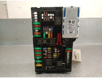 Recambio de caja reles / fusibles para bmw 3 (g20, g80, g28) 330 e plug-in-hybrid referencia OEM IAM 61358795479 