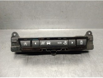 Recambio de mando multifuncion para jaguar f-pace (x761) 2.0 td4 awd referencia OEM IAM GX7314B790AL T2H19784 03499510107