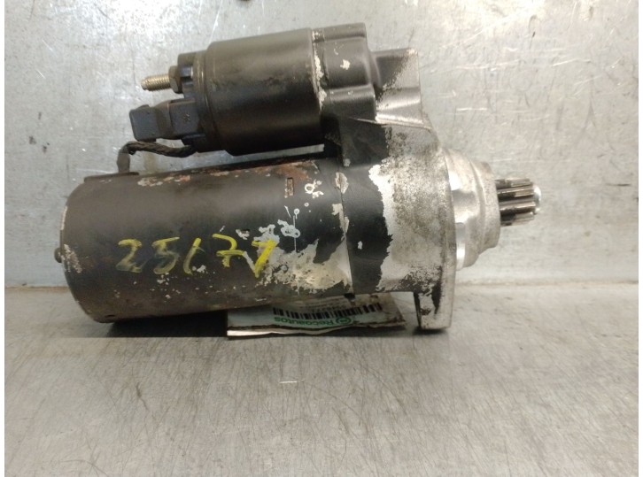 Recambio de motor arranque para volkswagen polo (6n2) 1.9 sdi referencia OEM IAM 085911023A 085911023K 0001124011