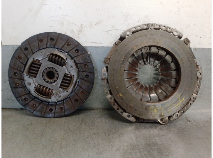 Recambio de kit embrague para subaru outback (br) 2.0 d awd (brd) referencia OEM IAM 30210AA720 30210AA720 