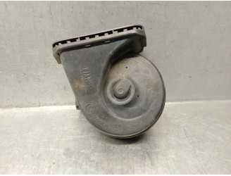 Recambio de claxon para jaguar f-pace (x761) 2.0 td4 awd referencia OEM IAM GX7313802AA T4N4042 