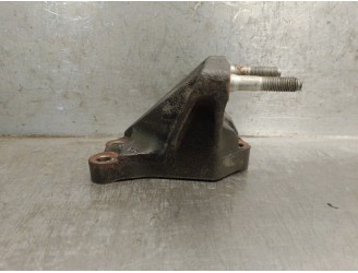 Recambio de soporte motor para kia pro cee´d (jd) 1.4 cvvt referencia OEM IAM 216702B100 216702B100 