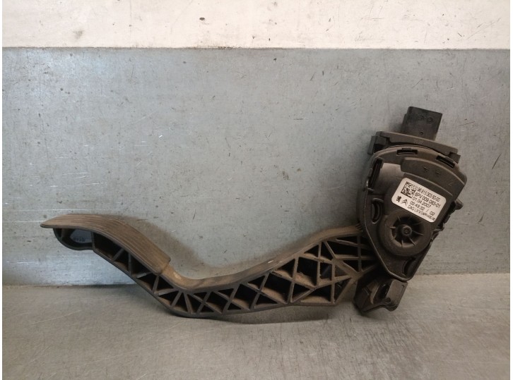 Recambio de potenciometro pedal para citroën c3 i (fc_, fn_) 1.4 hdi referencia OEM IAM 9681530380 1601Y4 