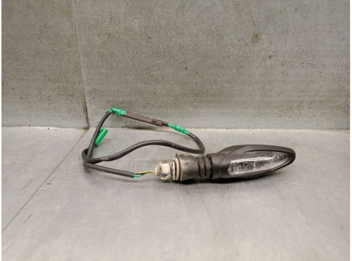 Recambio de piloto trasero derecho para ktm duke 125 duke abs referencia OEM IAM JY401024 JY401024 