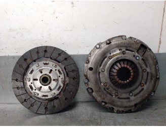 Recambio de kit embrague para jeep renegade suv (bu, b1, bv) 1.6 crd referencia OEM IAM 55261492 55261492 