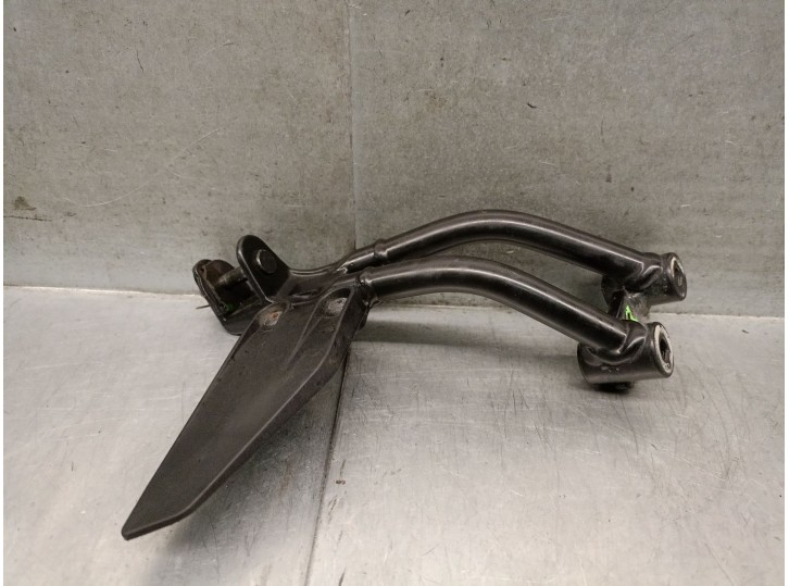 Recambio de estribos laterales para ktm duke 125 duke abs referencia OEM IAM JP113012 93003150033 