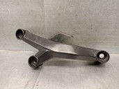 Recambio de soporte motor derecho para ktm duke 125 duke abs referencia OEM IAM 93003006000 93003006000 