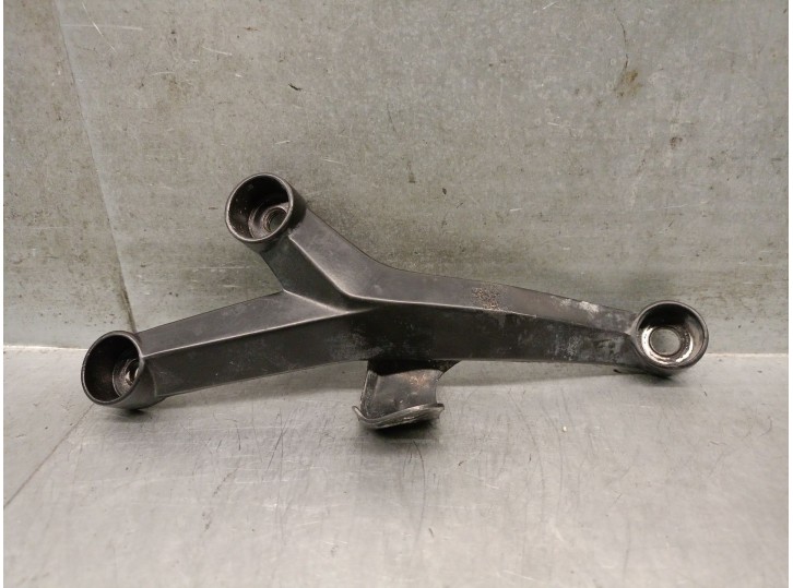 Recambio de soporte motor izquierdo para ktm duke 125 duke abs referencia OEM IAM 90103005000 90103005000 