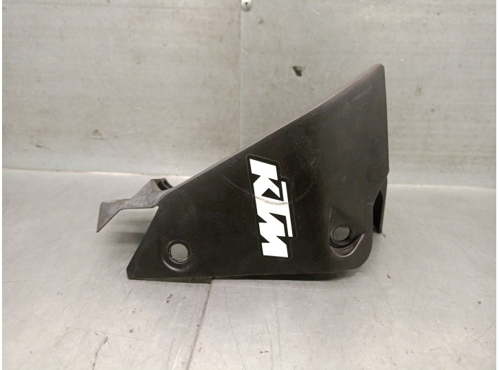 Recambio de moldura para ktm duke 125 duke abs referencia OEM IAM JP181202 94108020000C1 