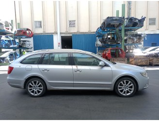 skoda superb ii station wagon (3t5) del año 2011