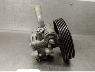 Recambio de bomba servodireccion para ford fiesta v van 1.4 tdci referencia OEM IAM 2S6C3A696DD 1416165 