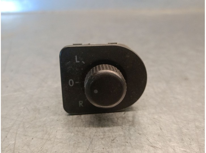 Recambio de mando retrovisor para volkswagen bora i (1j2) 1.9 tdi referencia OEM IAM 1J1959565D 1J1959565F 