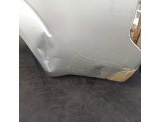 Recambio de caja trasera para nissan navara np300 (d40) 2.5 dci 4wd referencia OEM IAM 93300EB00J 