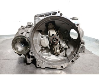 Recambio de caja cambios para audi a3 descapotable (8p7) 1.6 tdi referencia OEM IAM LUB 0A4300046H 145647