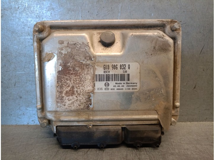 Recambio de centralita motor uce para seat ibiza ii (6k1) 1.4 i referencia OEM IAM 6K0906032Q 