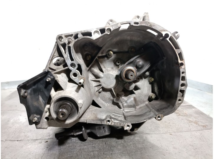 Recambio de caja cambios para renault clio ii (bb_, cb_) 1.5 dci (b/cb07) referencia OEM IAM JB3980 7701723228 
