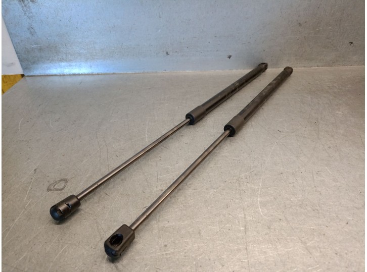 Recambio de amortiguadores maletero / porton para seat ibiza ii (6k1) 1.4 i referencia OEM IAM 6K6827550 6K6827550 