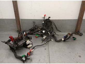 Recambio de cableado para ktm duke 125 duke abs referencia OEM IAM 75011087050 JP402203 