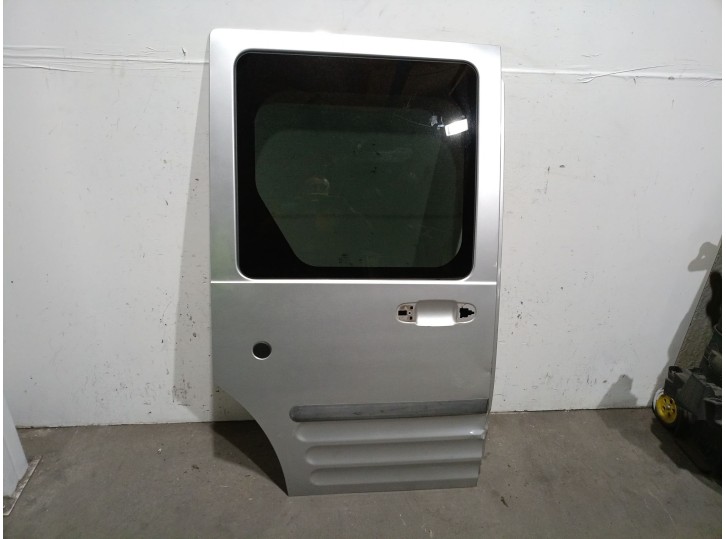 Recambio de puerta lateral corredera derecha para ford tourneo connect 1.8 tdci referencia OEM IAM 4548935 4548935 