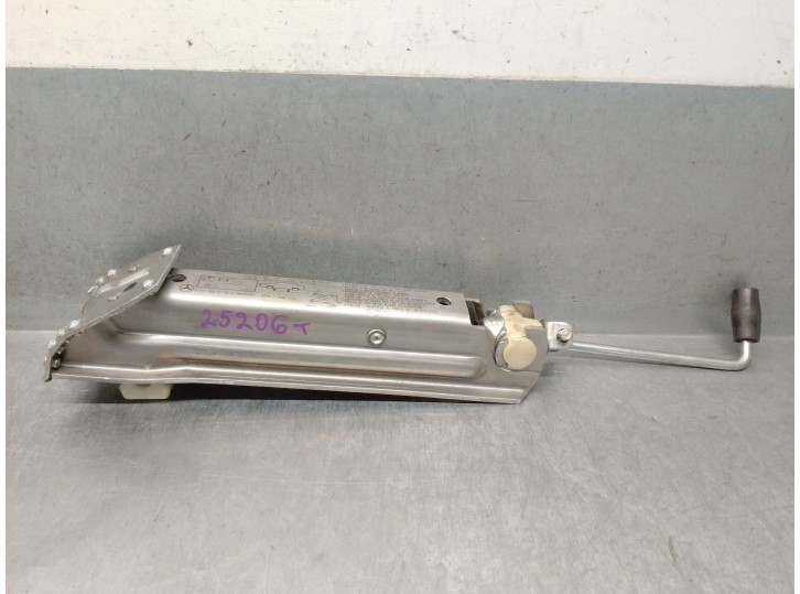 Recambio de gato para mercedes-benz clase e (w211) e 270 cdi (211.016) referencia OEM IAM A2115830115 A2115830115 