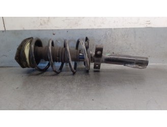 Recambio de amortiguador delantero derecho para renault grand scénic ii (jm0/1_) 1.6 referencia OEM IAM 8200362637 8200362637 