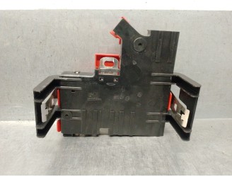 Recambio de caja reles / fusibles para bmw 5 (f10) 520 d referencia OEM IAM 6114924049002 