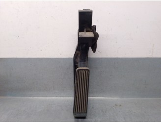 Recambio de potenciometro pedal para mercedes-benz clase e (w211) e 270 cdi (211.016) referencia OEM IAM A2113000404 A2113000404