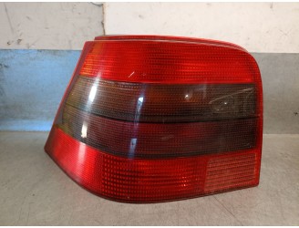 Recambio de piloto trasero izquierdo para volkswagen golf iv (1j1) 1.8 referencia OEM IAM 1J6945111S 1J6945095S 