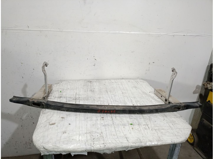 Recambio de refuerzo paragolpes delantero para bmw 5 (f10) 520 d referencia OEM IAM 51117203078 51117203078 