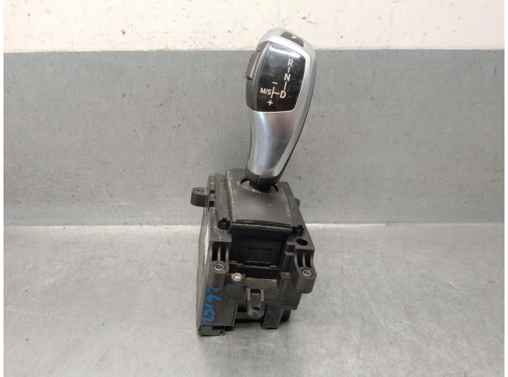 Recambio de palanca cambio para bmw 5 (f10) 520 d referencia OEM IAM 6131925118601 61317950406 1002727600