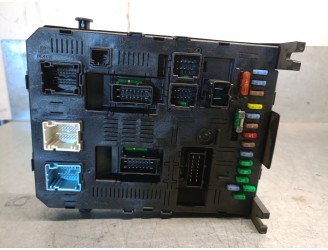 Recambio de caja reles / fusibles para citroën c4 i (lc_) 1.6 16v referencia OEM IAM 9660105980 