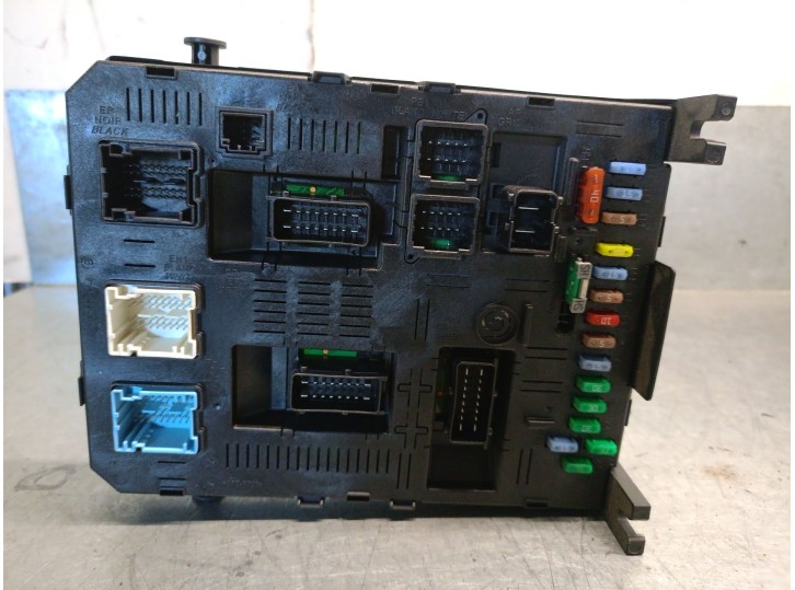 Recambio de caja reles / fusibles para citroën c4 i (lc_) 1.6 16v referencia OEM IAM 9660105980 