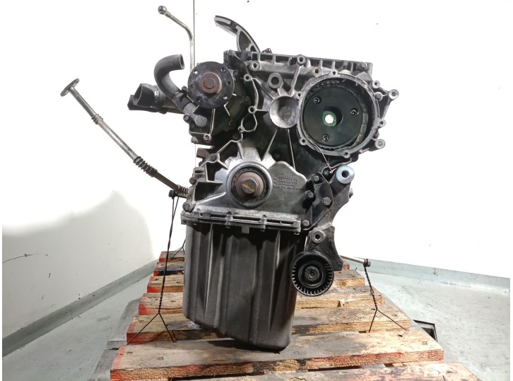 Recambio de bloque para ssangyong actyon i 2.0 xdi referencia OEM IAM 664951 A6640103401D 10535211