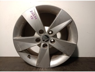 Recambio de llanta para skoda fabia ii (542) 1.2 referencia OEM IAM 5J0601025AB R156JX15H2ET43 