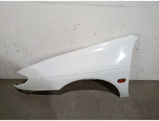 Recambio de aleta delantera izquierda para renault megane i (ba0/1_) 1.6 e (ba0f, ba0s) referencia OEM IAM 7751675002 7751675002