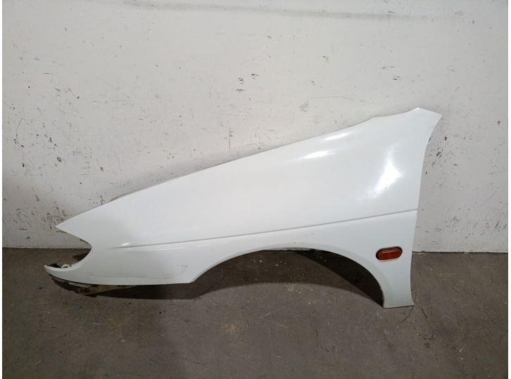 Recambio de aleta delantera izquierda para renault megane i (ba0/1_) 1.6 e (ba0f, ba0s) referencia OEM IAM 7751675002 7751675002