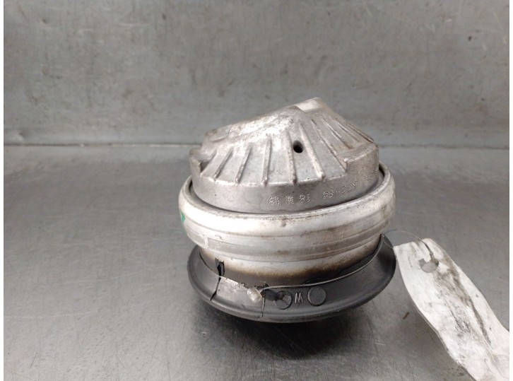 Recambio de soporte motor derecho para mercedes-benz clase e (w211) e 270 cdi (211.016) referencia OEM IAM A2112400517 A21124005