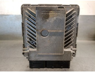 Recambio de centralita motor uce para volkswagen passat b6 (3c2) 2.0 tdi referencia OEM IAM 03G906018EM 5WP45562AE