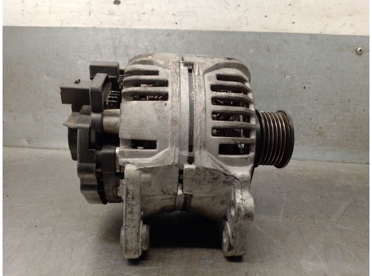 Recambio de alternador para seat ibiza ii (6k1) 1.4 i referencia OEM IAM 038903018P 038903018P 