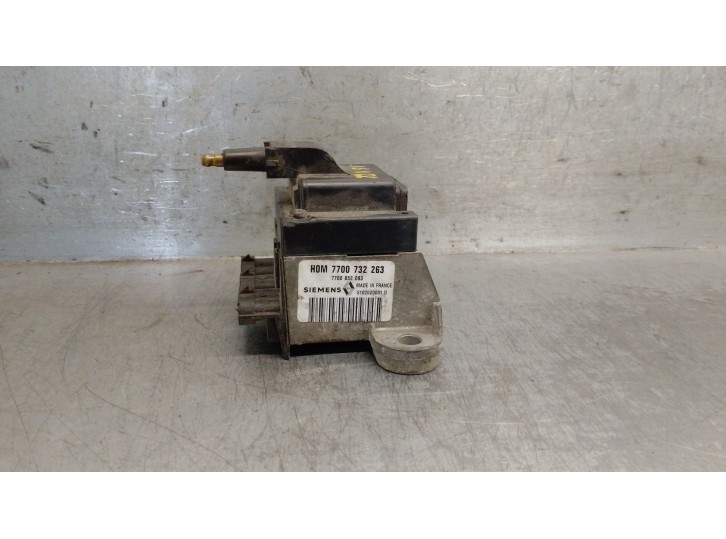 Recambio de bobina encendido para renault clio i (b/c57_, 5/357_) 1.4 (b57j, c57j, b57p) referencia OEM IAM 7700852662 770085266